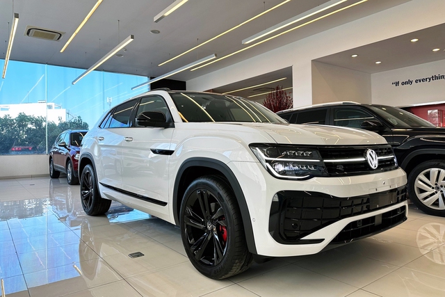Volkswagen Teramont X 2024 hiện đã có mặt tại một số đại lý.
