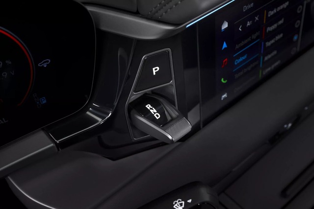 Porsche Macan EV lần đầu ra mắt, giá đắt gấp rưỡi bản máy xăng- Ảnh 6.