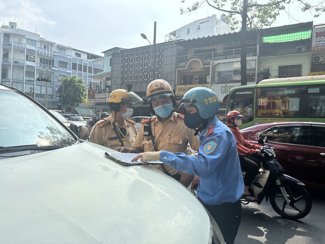 TP. HCM cam kết không thiếu vé xe cho người dân về quê những ngày cao điểm Tết- Ảnh 2.