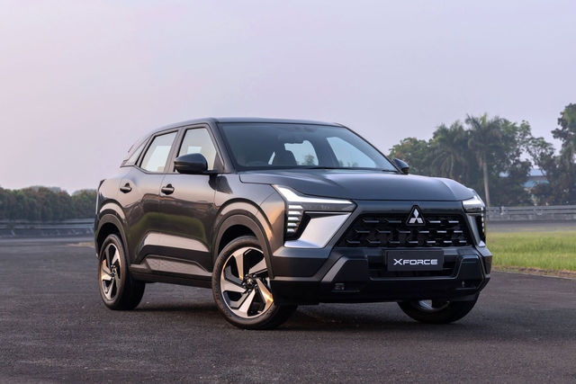 Loạt ô tô mở hàng thị trường đầu năm 2024- Ảnh 1.