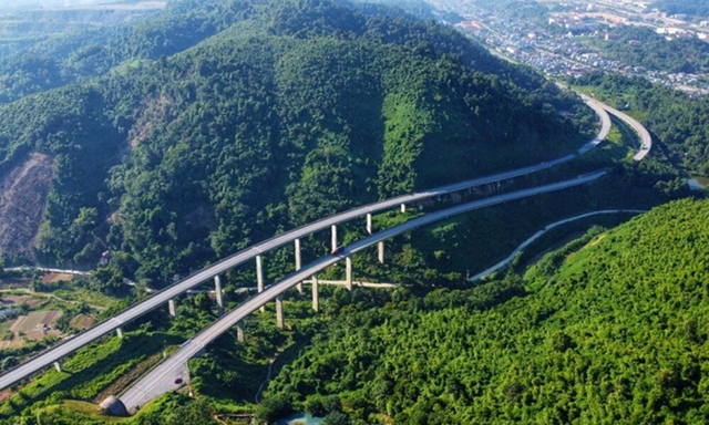 Bộ GTVT phản hồi đề xuất đầu tư một số công trình, dự án ở Hòa Bình- Ảnh 1.