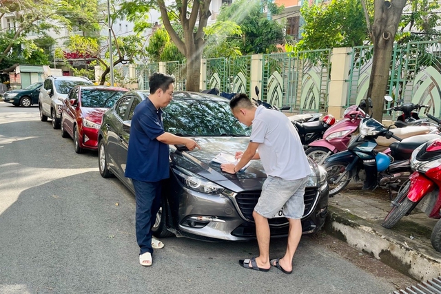 Giá thuê ô tô tự lái dịp Tết 2024 đang tăng lên từng ngày - Ảnh: Người Lao đông. Giá thuê ô tô tự lái dịp Tết 2024 đang tăng lên từng ngày - Ảnh: Người Lao đông.