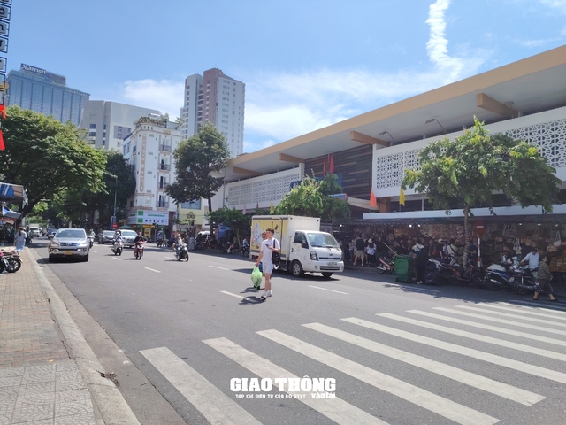 Đà Nẵng: Xử lý các điểm có nguy cơ mất ATGT đường bộ - Ảnh 1.