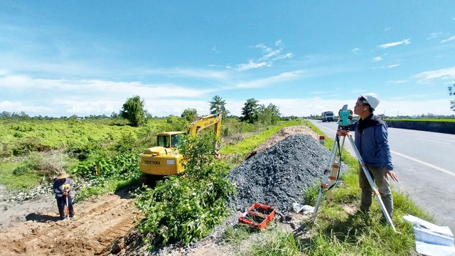 Kiên quyết xử lý nhà thầu làm chậm tuyến Cao Lãnh - Lộ Tẻ- Ảnh 2.