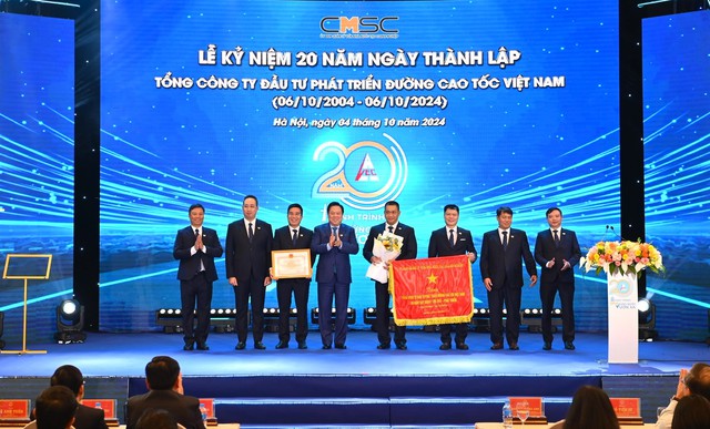 20 năm đi lên từ gian khó của 