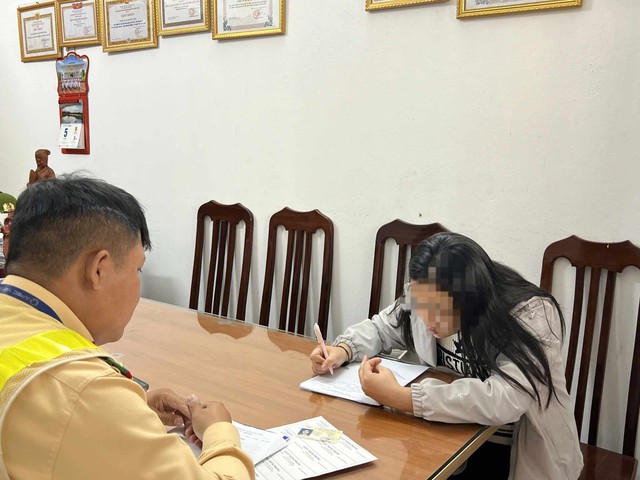 Nữ tài xế ô tô đi ngược chiều chiều trên cao tốc trần tình gì tại cơ quan công an - Ảnh 1.