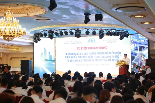 Thông điệp cảnh tỉnh hành vi giao xe cho con em từ 