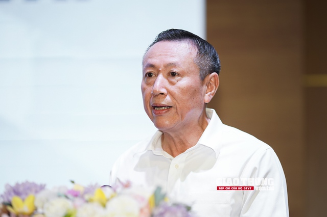 Sinh viên ngành GTVT nói không với thuốc lá- Ảnh 2. Sinh viên ngành GTVT nói không với thuốc lá- Ảnh 2.