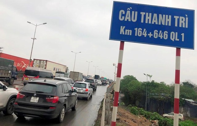 Hà Nội: Nhiều giải pháp đảm bảo ATGT trên cầu Thanh Trì - Ảnh 1.