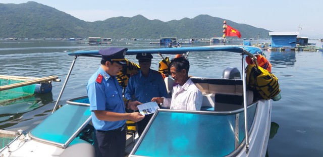 Ngành GTVT triển khai Công điện của Thủ tướng về tăng cường quản lý thuốc lá điện tử, thuốc lá nung nóng - Ảnh 2.