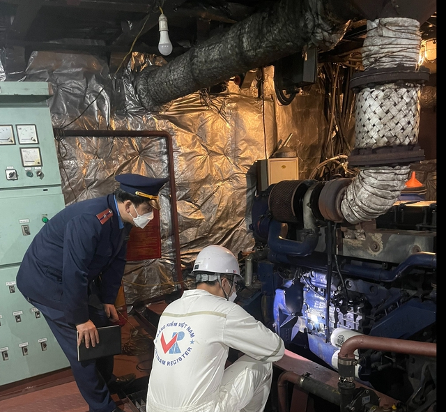Từ 20/3, lãnh đạo đơn vị đăng kiểm phương tiện thủy phải đáp ứng tiêu chuẩn cao hơn- Ảnh 1.