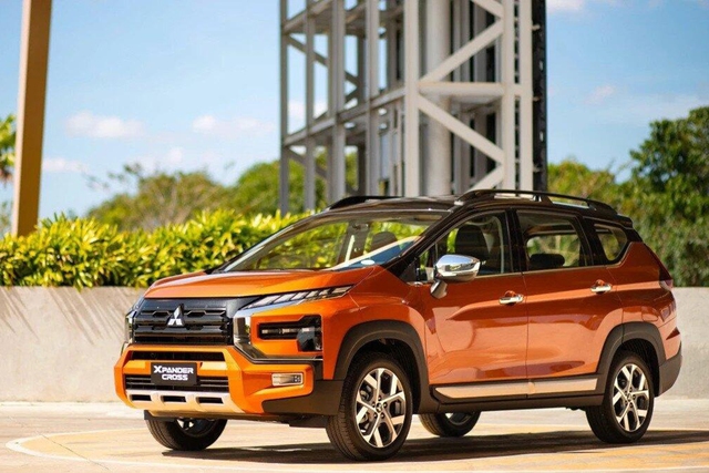 Phiên bản Mitsubishi Xpander Cross.  Loạt ô tô giảm giá mạnh sau Tết, cao nhất hơn 250 triệu đồng