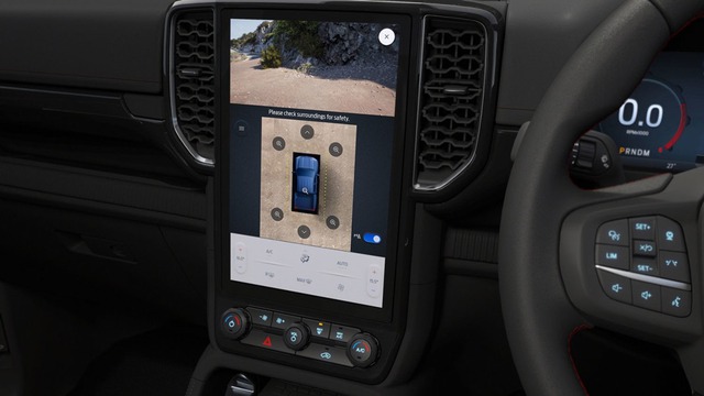 Màn hình giải trí trung tâm kích thước 12,4 inch. Màn hình giải trí trung tâm kích thước 12,4 inch.