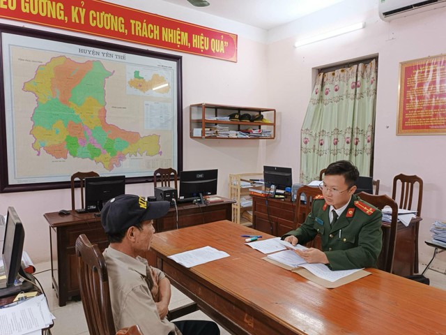 Phạt 7,5 triệu đồng, người đàn ông xúc phạm cơ quan chức năng trên Facebook sau khi vi phạm nồng độ cồn- Ảnh 2.