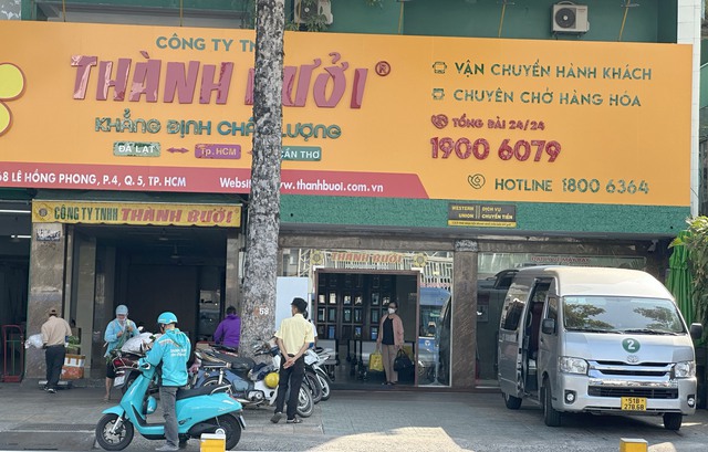 Nhà xe Thành Bưởi vắng khách sau khi được cấp phép hoạt động trở lại- Ảnh 3.