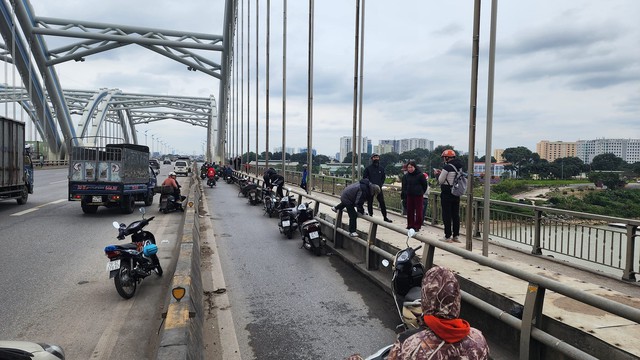 Đã tìm thấy 4 mẹ con nghi nhảy cầu Đông Trù- Ảnh 3.