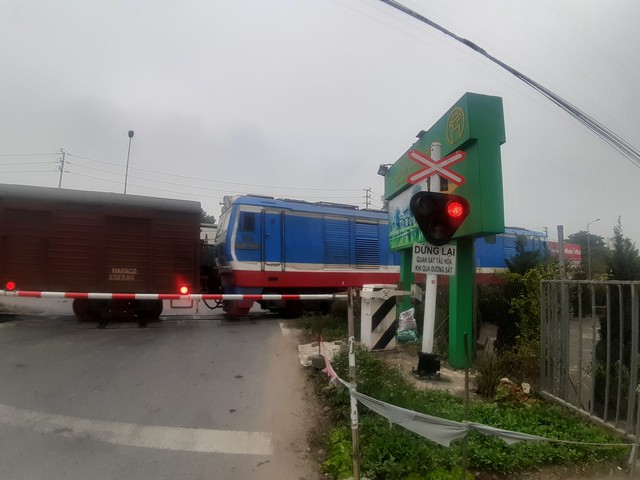Nhiều yêu cầu mới đối với hệ thống chắn tự động đường ngang qua đường sắt- Ảnh 1. Nhiều yêu cầu mới đối với hệ thống chắn tự động đường ngang qua đường sắt- Ảnh 1.