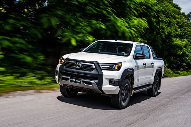 Toyota Việt Nam cho biết phiên bản nâng cấp Toyota Hilux 2024 dự kiến sẽ ra mắt thị trường vào quý II năm nay Toyota Việt Nam cho biết phiên bản nâng cấp Toyota Hilux 2024 dự kiến sẽ ra mắt thị trường vào quý II năm nay