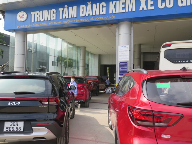 Đề xuất phải báo công an mới được kiểm định lại để cấp tem, chứng nhận đăng kiểm ôtô bị mất - Ảnh 1.