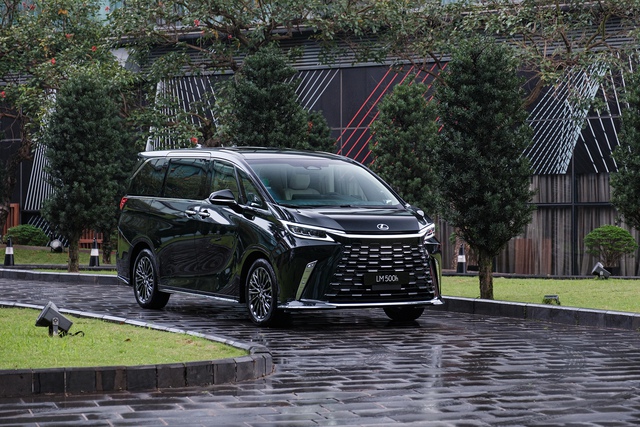 Cận cảnh Lexus LM 2024 – MPV hạng sang đắt nhất Việt Nam- Ảnh 1.