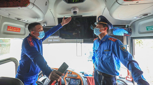 Thanh Hóa: 242 phù hiệu xe kinh doanh vận tải bị thu hồi phù hiệu trong hai tháng- Ảnh 1. Thanh Hóa: 242 phù hiệu xe kinh doanh vận tải bị thu hồi phù hiệu trong hai tháng- Ảnh 1.