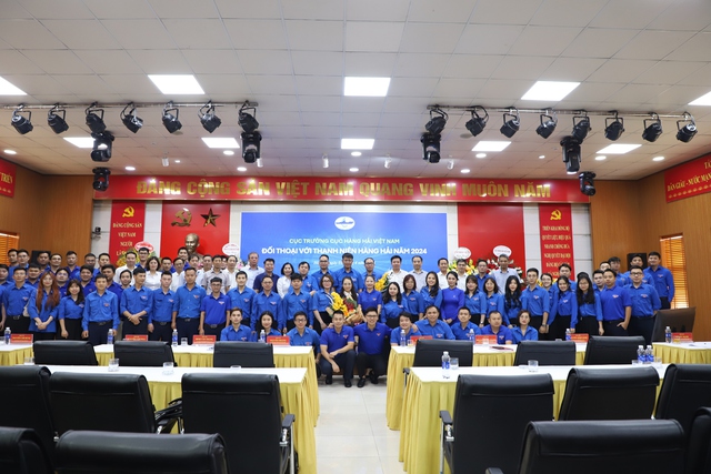 Để ngành hàng hải phát triển, cần sức trẻ thanh niên- Ảnh 1. Để ngành hàng hải phát triển, cần sức trẻ thanh niên- Ảnh 1.