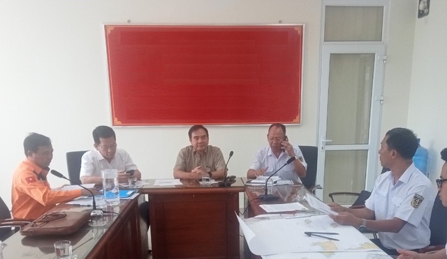 Chìm sà lan ở biển Quảng Ngãi, 3 người chết: Đang tìm kiếm 2 thuyền viên mất tích- Ảnh 3.