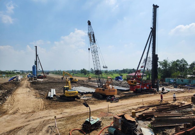 Sắp công bố kết quả thí điểm sử dụng cát biển làm cao tốc- Ảnh 1.