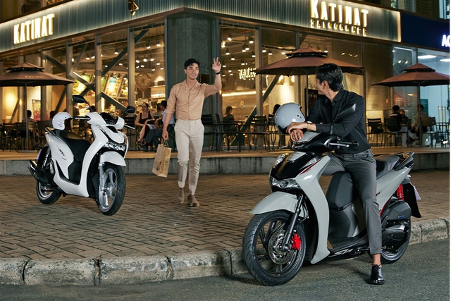 Số tiền khách hàng phải trả góp khi mua xe ta ga cao cấp Honda SH sẽ chỉ từ 280.000 đồng/tháng.