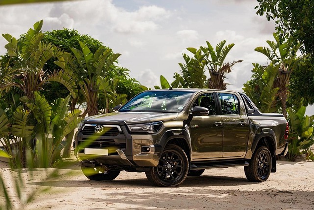 Phiên bản nâng cấp Toyota Hilux 2024 chỉ có một số thay đổi nhẹ về thiết kế - Ảnh: Lê Cao Nam. Phiên bản nâng cấp Toyota Hilux 2024 chỉ có một số thay đổi nhẹ về thiết kế - Ảnh: Lê Cao Nam.