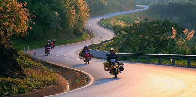 Những công trình giao thông tạo đà để vùng đất Hoa ban cất cánh- Ảnh 1. Những công trình giao thông tạo đà để vùng đất Hoa ban cất cánh- Ảnh 1.