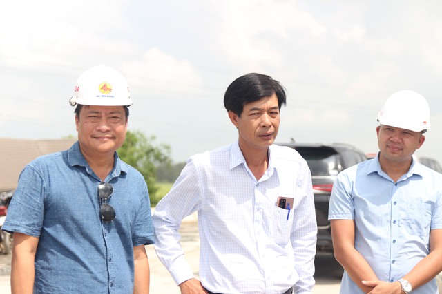 Sẽ hoàn thành tuyến tránh Long Xuyên trước 31/5- Ảnh 5. Sẽ hoàn thành tuyến tránh Long Xuyên trước 31/5- Ảnh 5.
