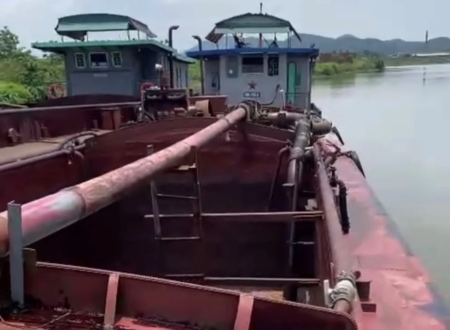 Bắc Giang: Phạt hơn 60 triệu đồng chủ phương tiện thủy và chủ bến vi phạm - Ảnh 2.