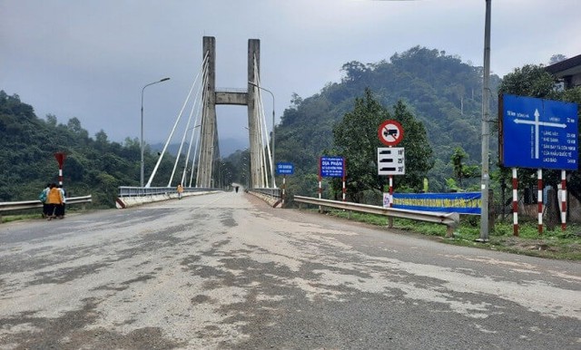 Kiểm tra hệ thống cầu trên đường Hồ Chí Minh nhánh Tây- Ảnh 1.