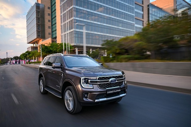 Phiên bản cao cấp mới Ford Everest Platinum 2024 không nằm trong diện được hưởng khuyến mại.