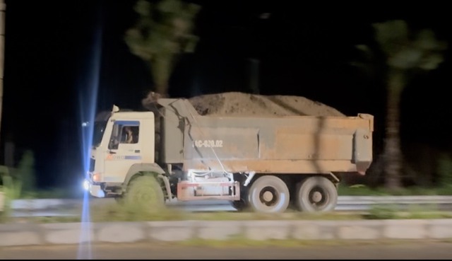 Quảng Ninh: Tỉnh lộ xuống cấp vẫn “còng lưng gánh” xe có dấu hiệu quá tải hàng đêm- Ảnh 8.