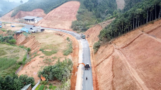 Đẩy nhanh tiến độ dự án giao thông hơn 5.300 tỷ đồng - Ảnh 1.