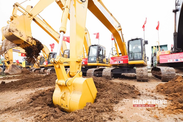 Cao tốc Bắc - Nam từ Hà Tĩnh đến Quảng Bình đang triển khai ra sao ?- Ảnh 1.