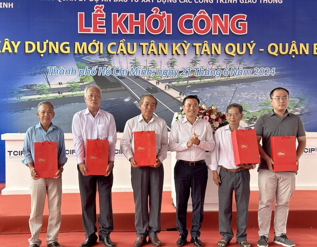 Khởi công xây dựng cầu Tân Kỳ - Tân Quý gần 500 tỷ đồng- Ảnh 5.