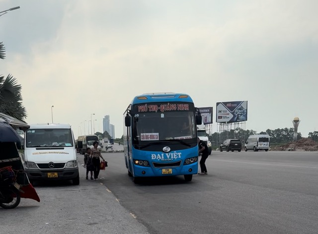 Xe dù, bến cóc, thường xuyên hoạt động trước cổng KĐT Him Lam, TP. Bắc Ninh- Ảnh 6.