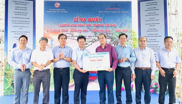 Ngành Đường sắt phát động phong trào 