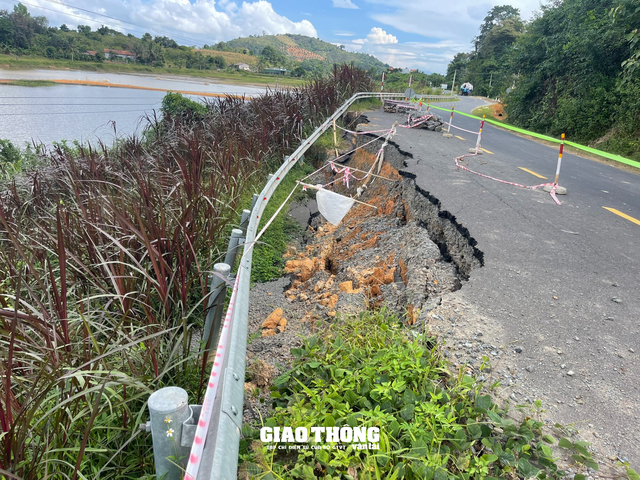 Đắk Lắk: Khẩn trương khắc phục sạt lở, đảm bảo ATGT trên Tỉnh lộ 7- Ảnh 1.