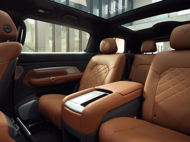 Thiết kế nội thất kiểu thương gia của VinFast VF 9.