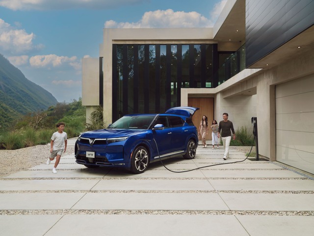 Người dùng Việt hưởng nhiều chính sách đặc quyền khi lựa chọn xe VinFast VF 9.  Thế giới xe tuần qua: Nhập khẩu ô tô tăng, Yamaha LEXi 