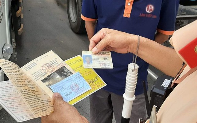 Những quy định mới người tham gia giao thông đường bộ cần biết- Ảnh 2.