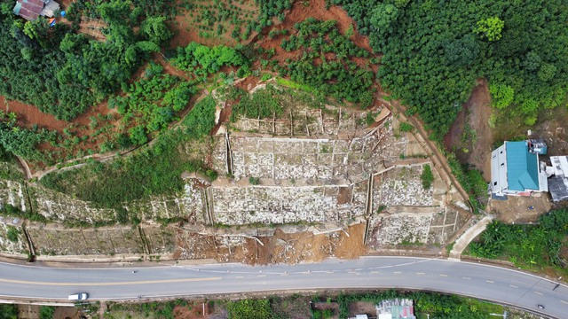 Chưa thể thông đường tuyến tránh TP. Sơn La- Ảnh 2.