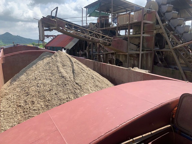 Video bắt quả tang nhiều tàu 