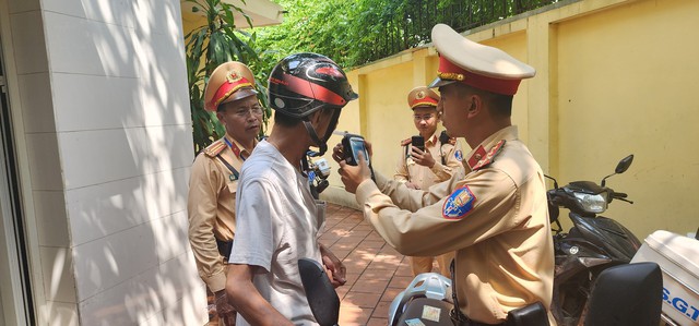 Thủ tướng yêu cầu đảm bảo ATGT dịp nghỉ lễ Quốc khánh và tháng cao điểm ATGT cho học sinh- Ảnh 2. Thủ tướng yêu cầu đảm bảo ATGT dịp nghỉ lễ Quốc khánh và tháng cao điểm ATGT cho học sinh- Ảnh 2.