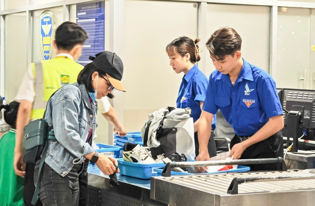 Sân bay Tân Sơn Nhất dự kiến đón 125.000 khách/ngày dịp cao điểm Lễ 2/9 - Ảnh 2.