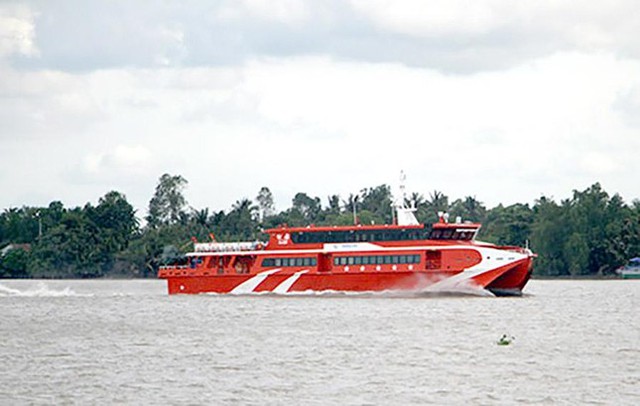 Bộ GTVT phản hồi ý kiến cử tri Sóc Trăng về hoạt động tàu cao tốc gây sạt lở bờ sông- Ảnh 1. Bộ GTVT phản hồi ý kiến cử tri Sóc Trăng về hoạt động tàu cao tốc gây sạt lở bờ sông- Ảnh 1.